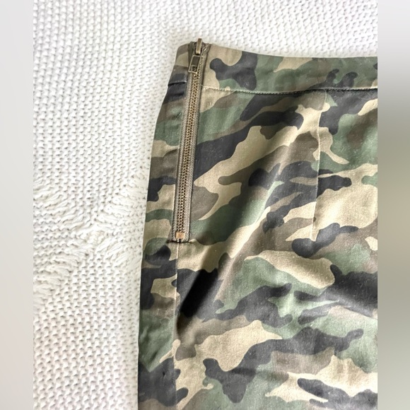 Army Print F21 Skirt - Picture 4 of 5